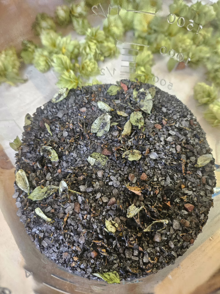 Midnight Dream: Black Herbal Bath Salt