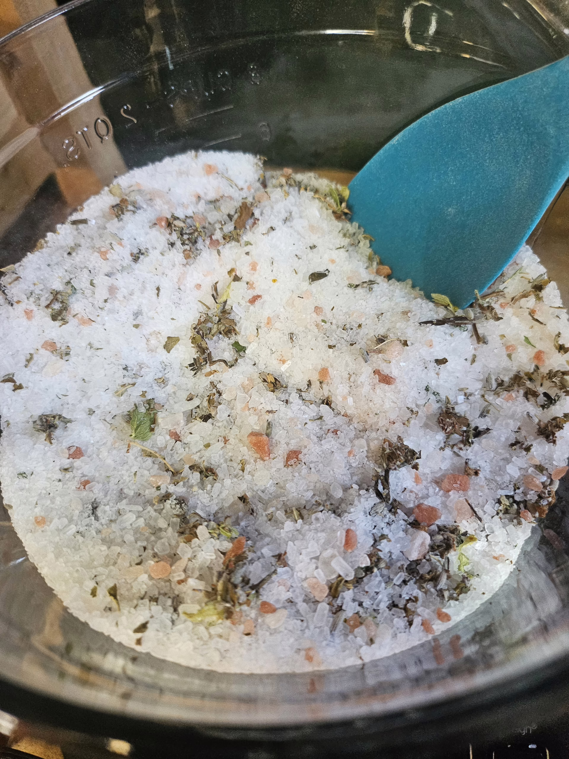 Soothing Soak: Herbal Bath Salts - Image 2