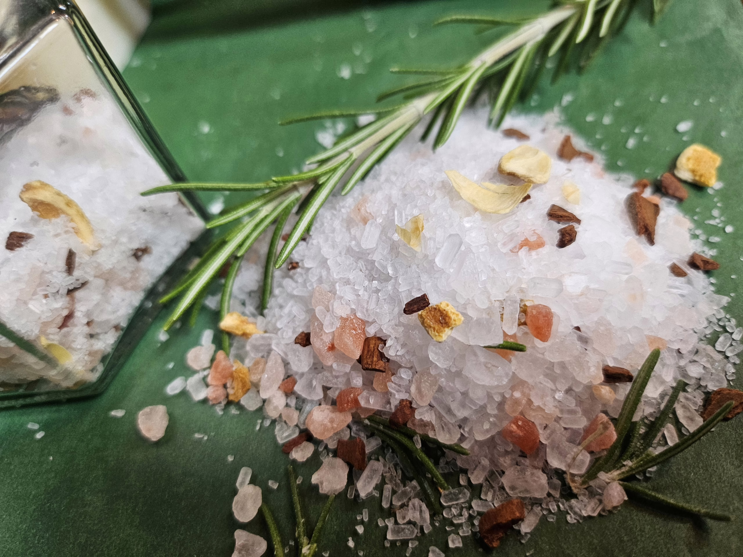 Darkest Night Bath Salts - Image 3